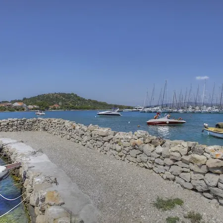 Waterfront - Sailor's Delight