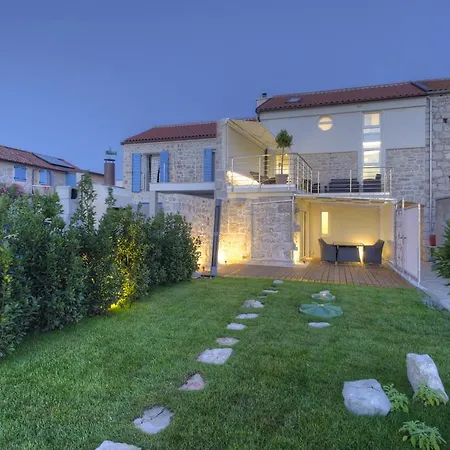 Waterfront - Sailor's Delight Betina (Sibenik-Knin)