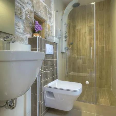 Waterfront - Sailor's Delight Betina (Sibenik-Knin)