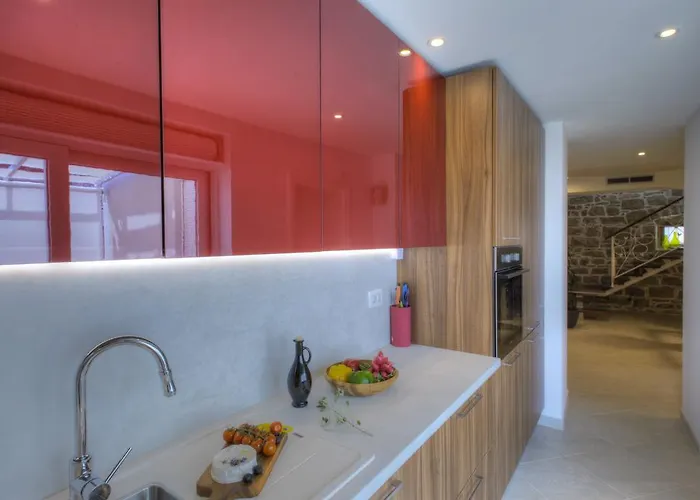 Waterfront - Sailor's Delight Feriehus Betina (Sibenik-Knin)