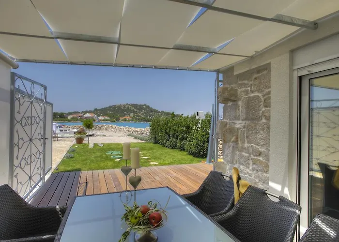 Waterfront - Sailor's Delight Holiday home